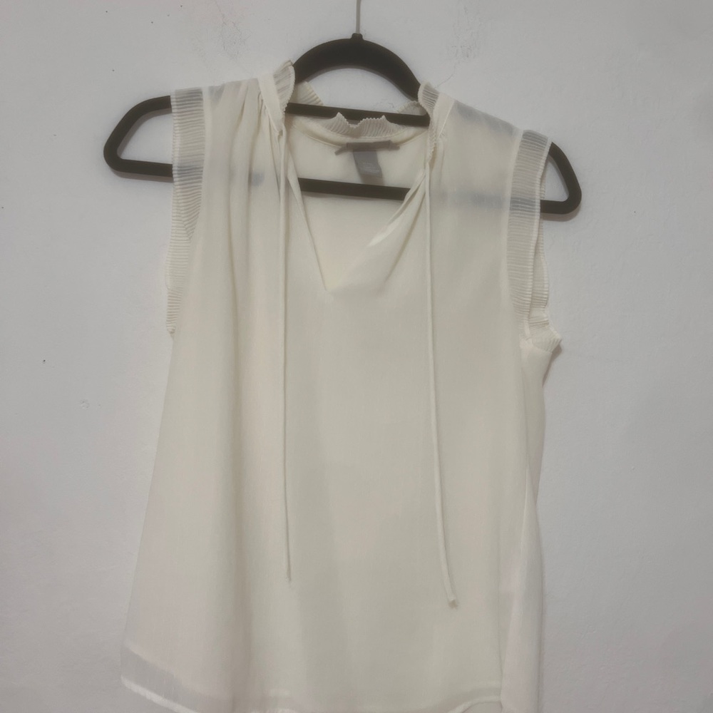 Elegant White Sleeveless Top